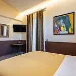 Duomo Apartahotel