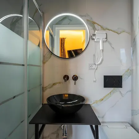 Duomo アパートホテル 3*