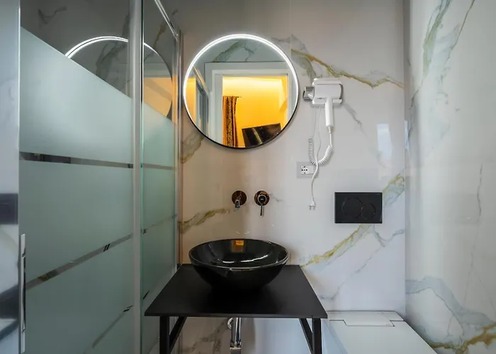 Duomo Apartmanhotel 3*